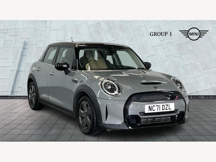 MINI Hatch 2.0 Cooper S Classic Steptronic Euro 6 (s/s) 5dr