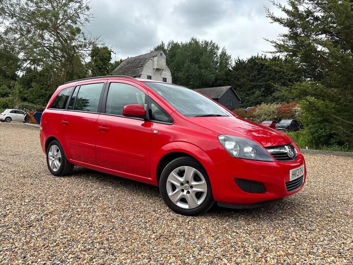 Vauxhall Zafira 1.6 16V Exclusiv Euro 5 5dr Vauxhall Zafira 1.6 16V Exclusiv Euro 5 5dr