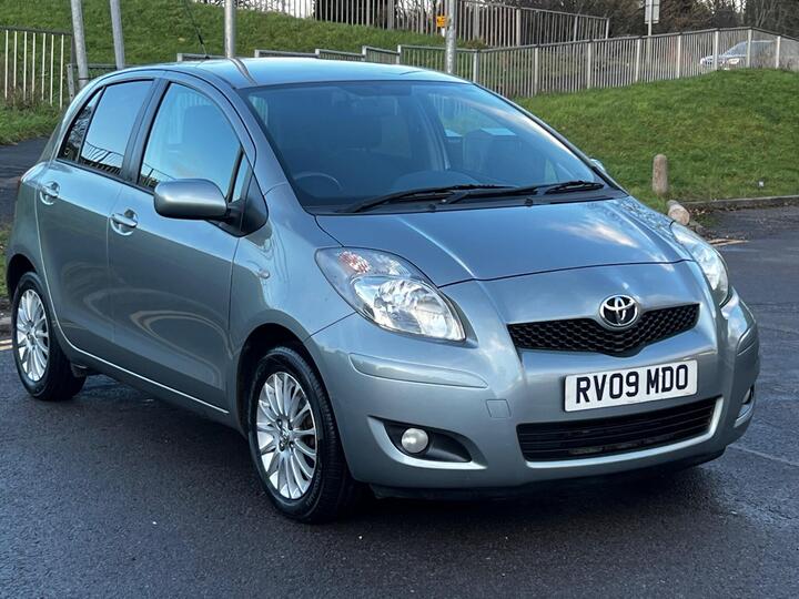 Toyota Yaris 1.33 Dual VVT-i SR Euro 4 (s/s) 5dr