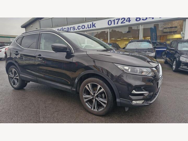 Nissan Qashqai 1.3 DIG-T N-Connecta Euro 6 (s/s) 5dr