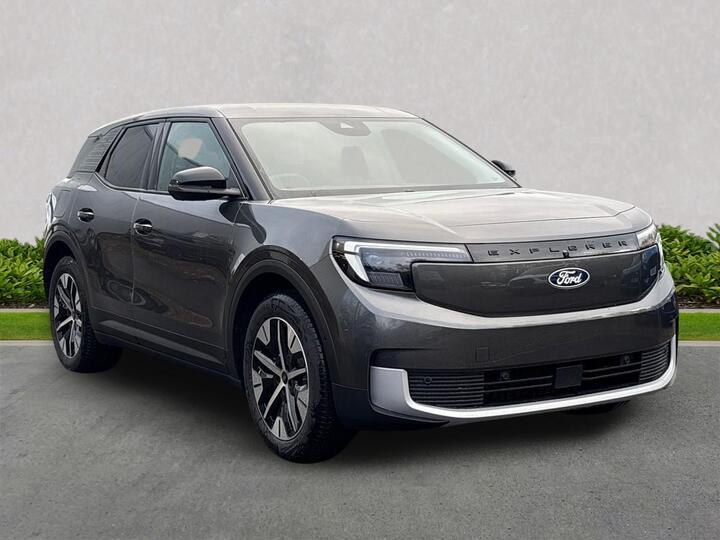 Ford EXPLORER Standard Range 52kWh Style Auto 5dr