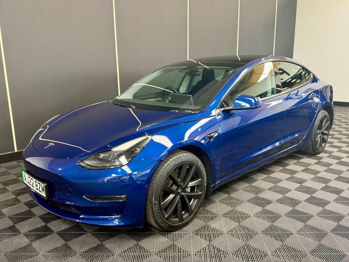 Tesla Model 3 (Dual Motor) Long Range Auto 4WDE 4dr