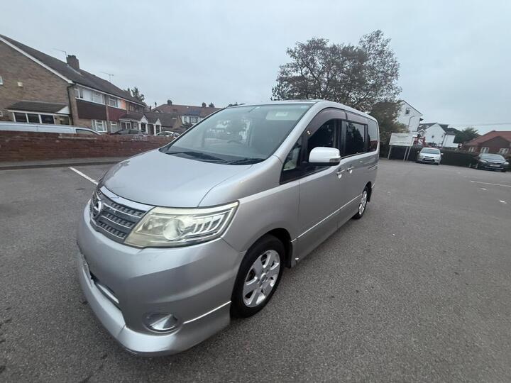 Nissan Serena 2.0 SGX 4dr Nissan Serena 2.0 SGX 4dr