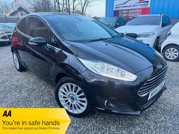 Ford Fiesta 1.0T EcoBoost Titanium Euro 5 (s/s) 3dr