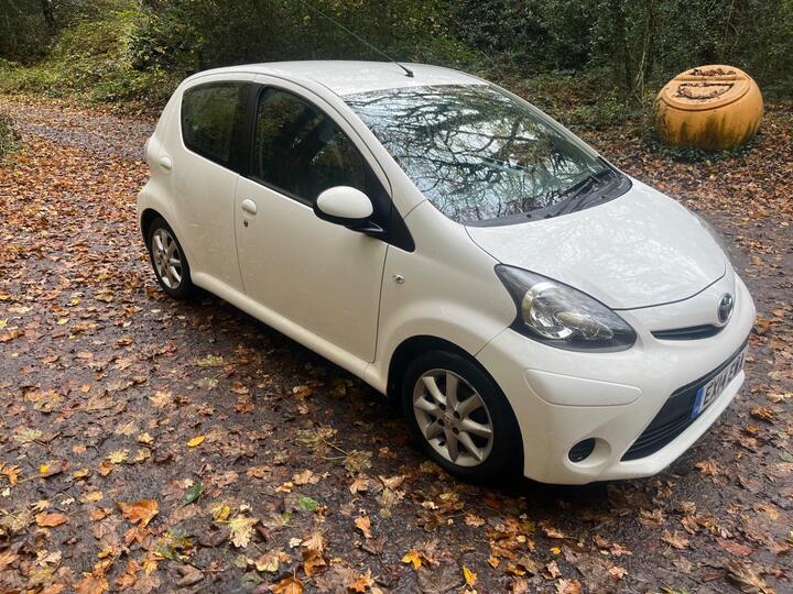 Toyota AYGO 1.0 VVT-i Move MultiMode Euro 5 5dr Toyota AYGO 1.0 VVT-i Move MultiMode Euro 5 5dr