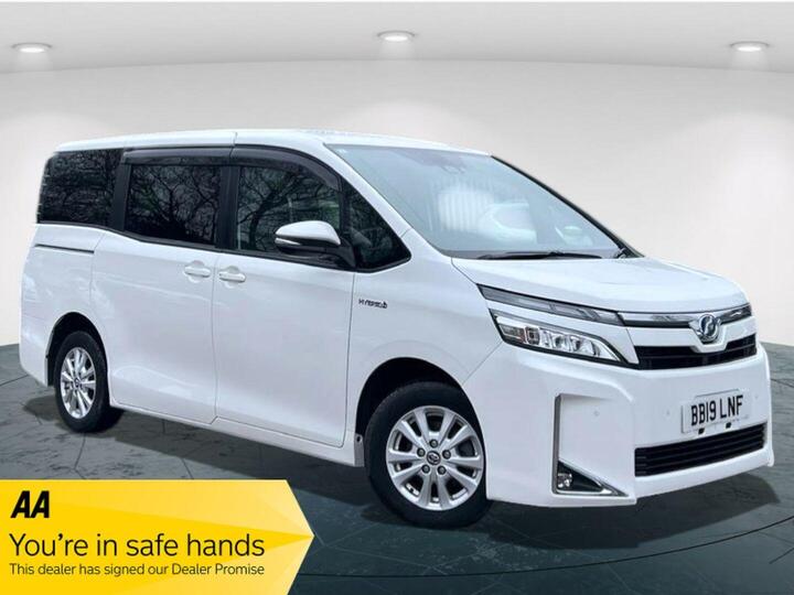 Toyota Voxy Noah Hybrid 1.8 ZWR80 Auto