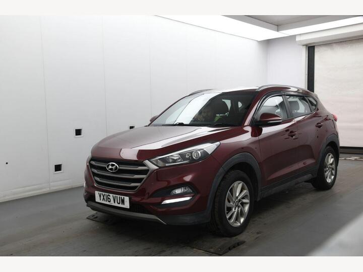 Hyundai TUCSON 1.7 CRDi Blue Drive SE Nav Euro 6 (s/s) 5dr Hyundai TUCSON 1.7 CRDi Blue Drive SE Nav Euro 6 (s/s) 5dr