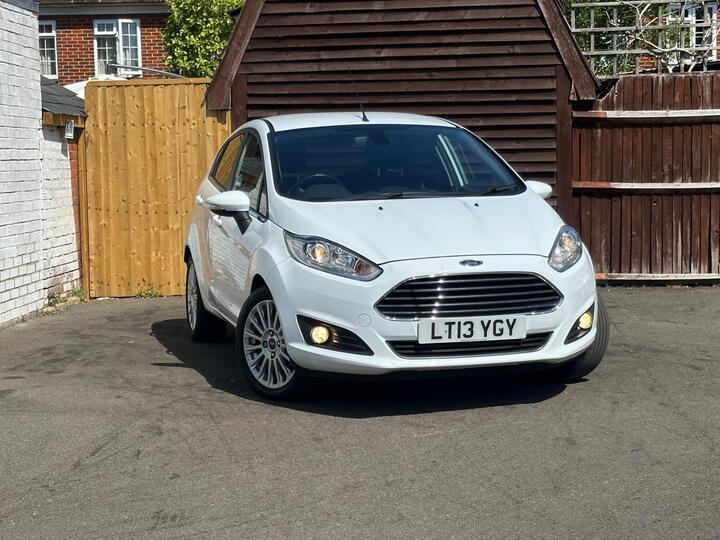 Ford Fiesta 1.0T EcoBoost Titanium Euro 5 (s/s) 5dr