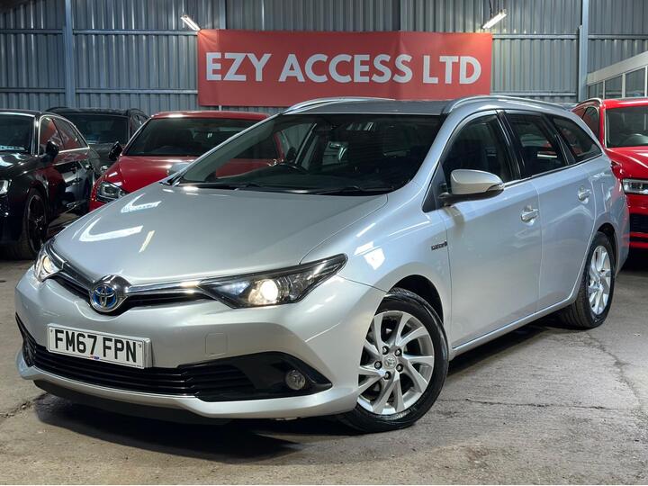 Toyota Auris 1.8 VVT-h Icon Tech Touring Sports CVT Euro 6 (s/s) 5dr