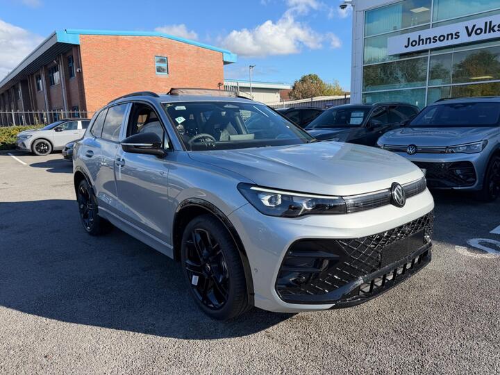 Volkswagen Tiguan 1.5 ETSI MHEV Black Edition DSG Euro 6 (s/s) 5dr