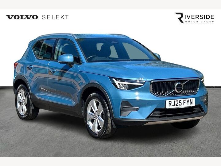 Volvo XC40 2.0 B3 MHEV Core DCT Auto Euro 6 (s/s) 5dr