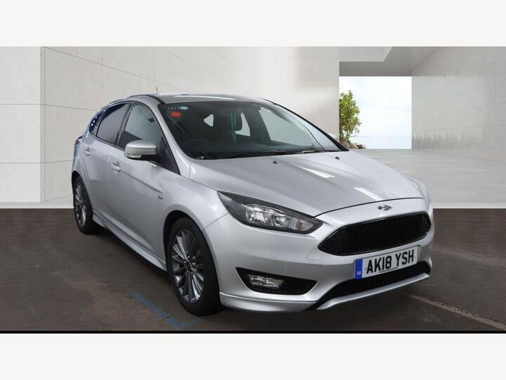 Ford Focus 1.0T EcoBoost ST-Line Euro 6 (s/s) 5dr