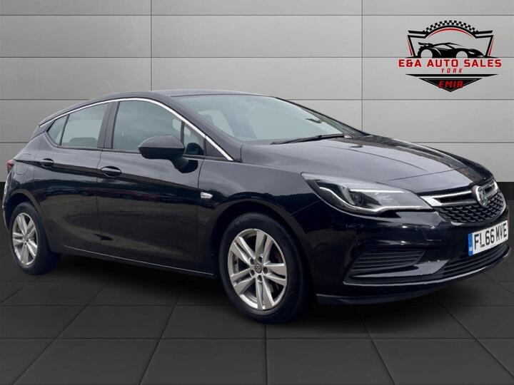 Vauxhall ASTRA 1.6 CDTi BlueInjection Design Euro 6 (s/s) 5dr Vauxhall ASTRA 1.6 CDTi BlueInjection Design Euro 6 (s/s) 5dr