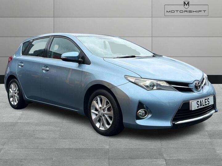 Toyota AURIS 1.4 D-4D Icon Euro 5 (s/s) 5dr Toyota AURIS 1.4 D-4D Icon Euro 5 (s/s) 5dr