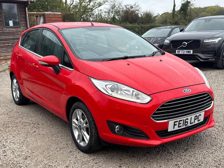 Ford Fiesta 1.25 Zetec Euro 6 5dr