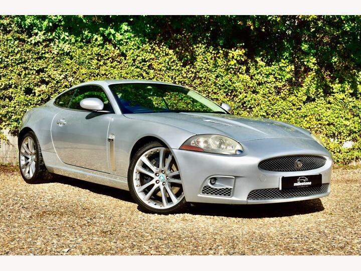 Jaguar XKR 4.2 V8 Auto Euro 4 2dr