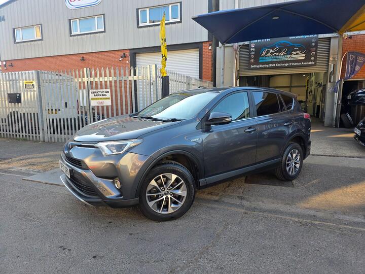 Toyota RAV4 2.5 VVT-h Business Edition Plus CVT Euro 6 (s/s) 5dr (Safety Sense, Nav)