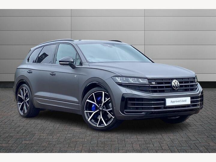 Volkswagen Touareg 3.0 V6 TSI EHybrid 14.3kWh R Tiptronic 4Motion Euro 6 (s/s) 5dr Volkswagen Touareg 3.0 V6 TSI EHybrid 14.3kWh R Tiptronic 4Motion Euro 6 (s/s) 5dr