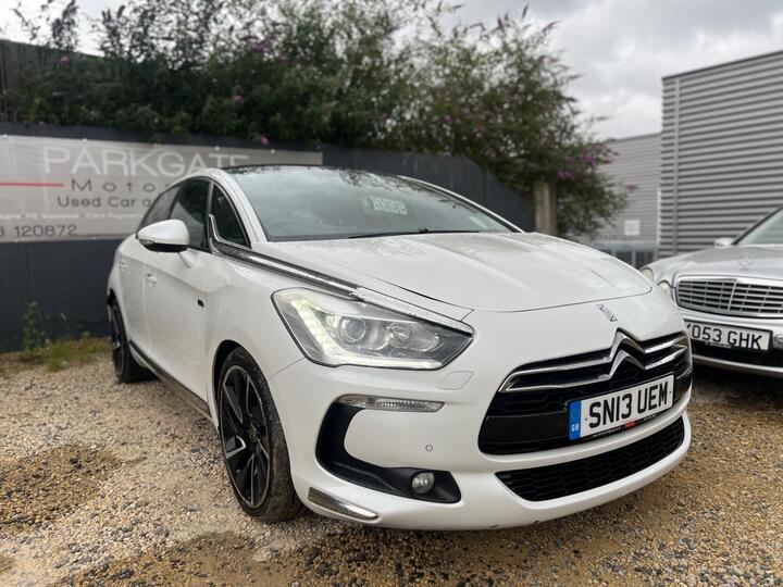 Citroen DS5 2.0 H E-HDi Airdream DSport EGS6 4WD Euro 5 (s/s) 5dr Citroen DS5 2.0 H E-HDi Airdream DSport EGS6 4WD Euro 5 (s/s) 5dr