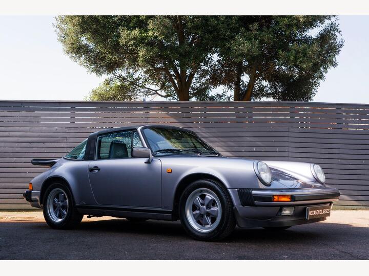 Porsche 911 3.2 Classic Carrera Sport Targa 2dr