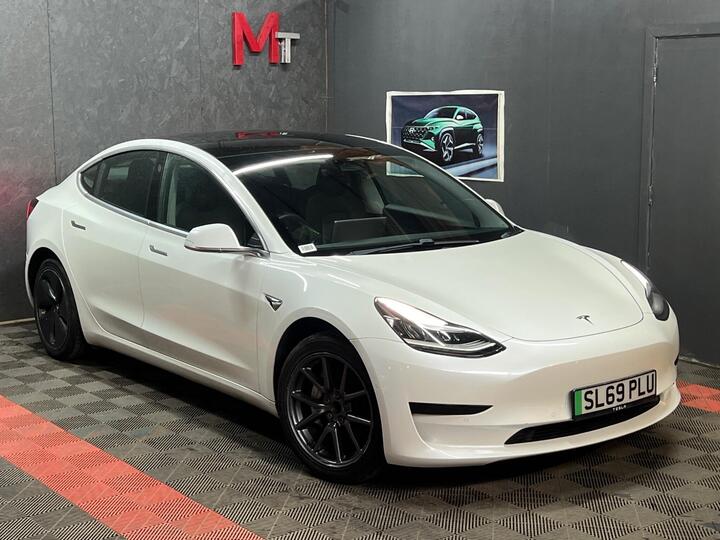 Tesla Model 3 Standard Range Plus Auto RWD 4dr