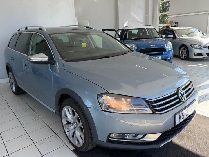Volkswagen Passat 2.0 TDI BlueMotion Tech Alltrack DSG 4Motion Euro 5 (s/s) 5dr