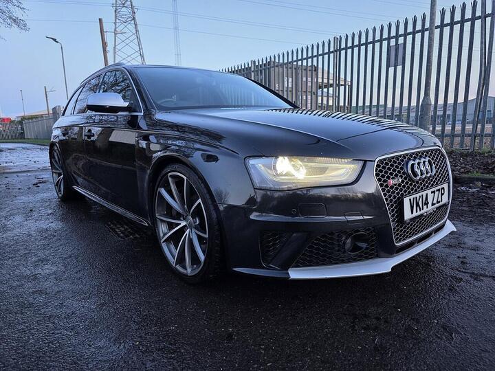 Audi RS4 Avant 4.2 FSI V8 Estate 5dr Petrol S Tronic Quattro Euro 5 (450 Ps)