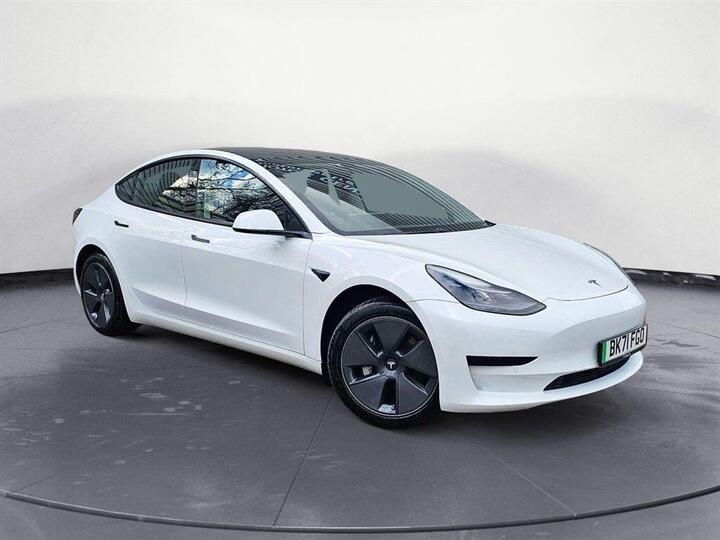 Tesla Model 3 Standard Range Plus Auto RWD 4dr Tesla Model 3 Standard Range Plus Auto RWD 4dr