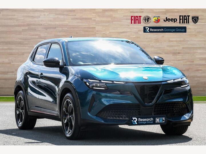 Alfa Romeo Junior 54kWh Elettrica Speciale Auto 5dr