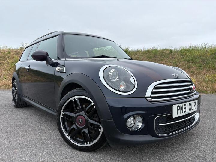 MINI Clubman 1.6 Cooper D Hampton Euro 5 (s/s) 5dr MINI Clubman 1.6 Cooper D Hampton Euro 5 (s/s) 5dr