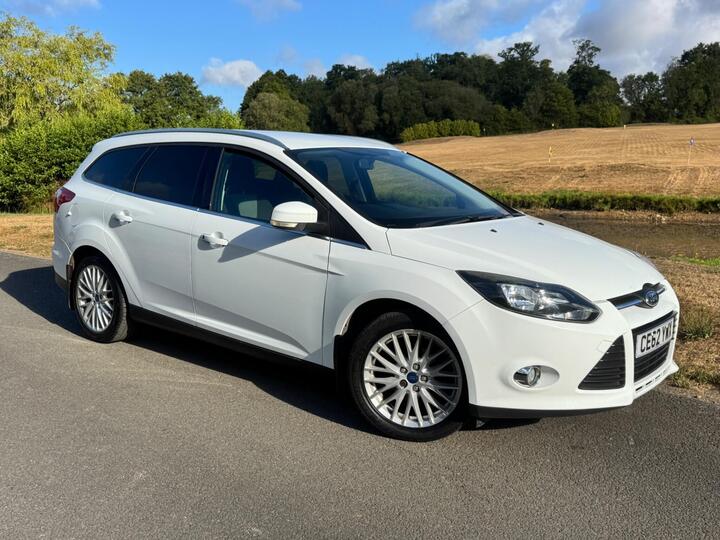 Ford Focus 1.0T EcoBoost Zetec Euro 5 (s/s) 5dr