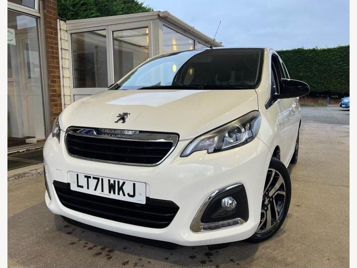 Peugeot 108 1.0 Allure Euro 6 (s/s) 5dr Peugeot 108 1.0 Allure Euro 6 (s/s) 5dr