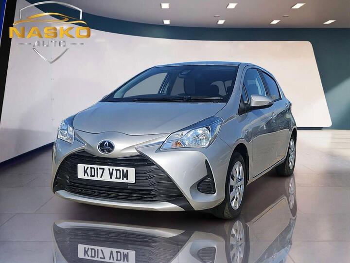 Toyota Yaris 1.33 Dual VVT-i Design Multidrive S Euro 6 5dr (Safety Sense)