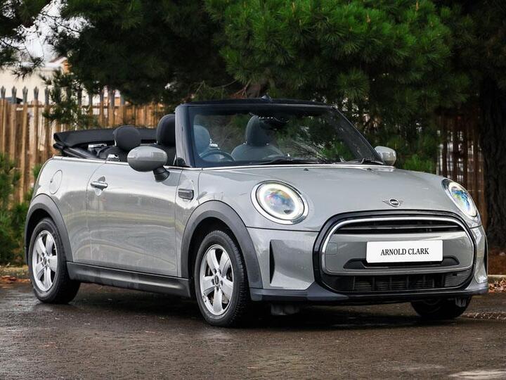 MINI Convertible 1.5 Cooper Classic Steptronic Euro 6 (s/s) 2dr
