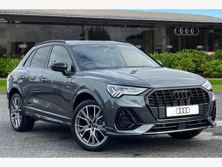 Audi Q3 1.5 TFSI CoD 35 Black Edition S Tronic Euro 6 (s/s) 5dr