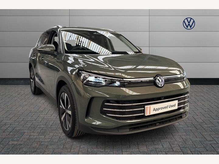 Volkswagen Tiguan 1.5 ETSI MHEV Elegance DSG Euro 6 (s/s) 5dr