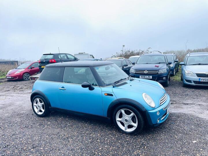 MINI Hatch 1.6 Cooper CVT Euro 4 3dr