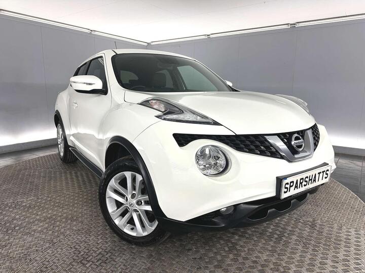 Nissan Juke 1.6 N-Connecta XTRON Euro 6 5dr