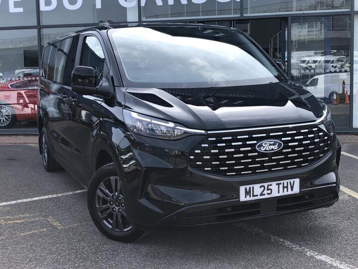 Ford TOURNEO CUSTOM DIESEL MPV 2.0 320 EcoBlue Titanium Auto L2 Euro 6 (s/s) 5dr Ford TOURNEO CUSTOM DIESEL MPV 2.0 320 EcoBlue Titanium Auto L2 Euro 6 (s/s) 5dr