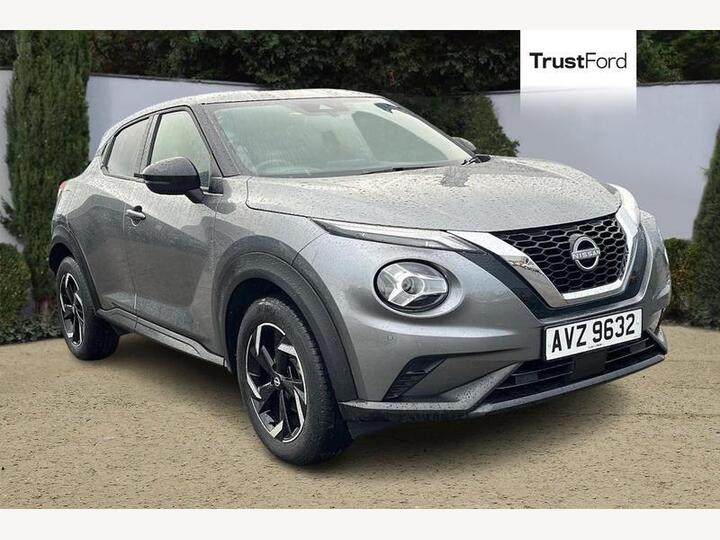 Nissan JUKE 1.0 DIG-T N-Connecta Euro 6 (s/s) 5dr