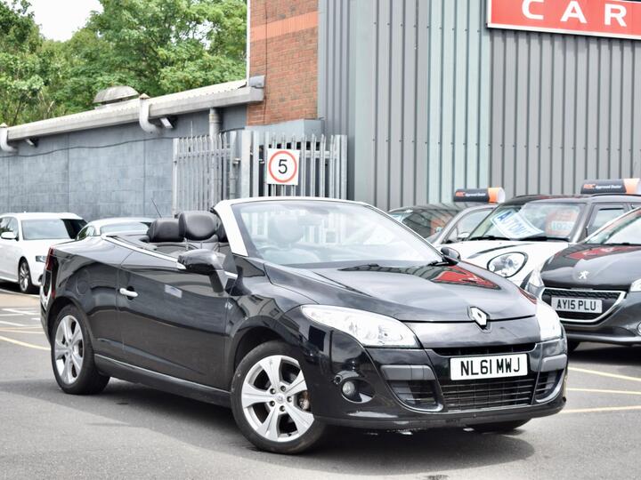 Renault Megane 1.4 TCe Dynamique TomTom Euro 5 2dr Renault Megane 1.4 TCe Dynamique TomTom Euro 5 2dr