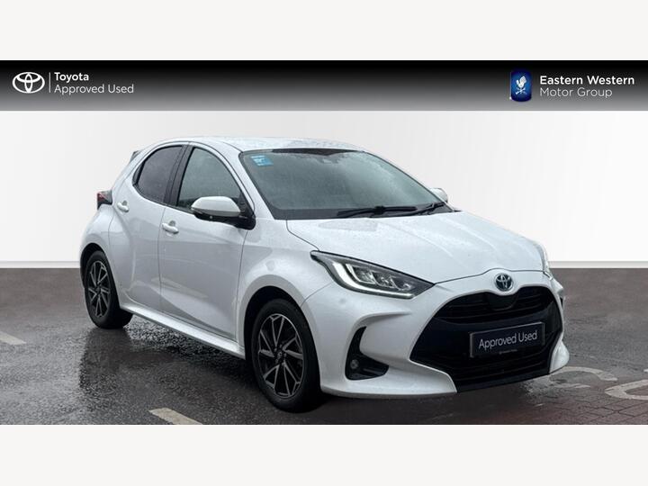 Toyota Yaris 1.5 VVT-h Design E-CVT Euro 6 (s/s) 5dr