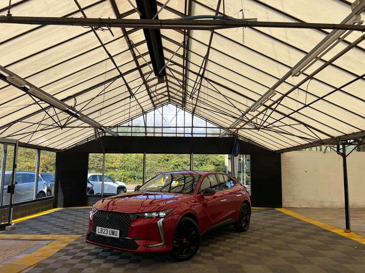 DS AUTOMOBILES 4 1.6 E-TENSE 12.4kWh Performance Line EAT8 Euro 6 (s/s) 5dr
