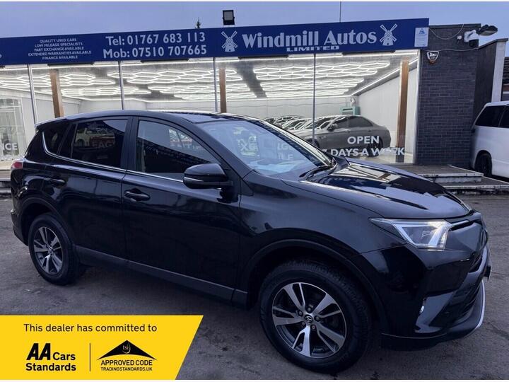 Toyota RAV4 2.0 D-4D Business Edition Euro 6 (s/s) 5dr (Safety Sense, Nav)