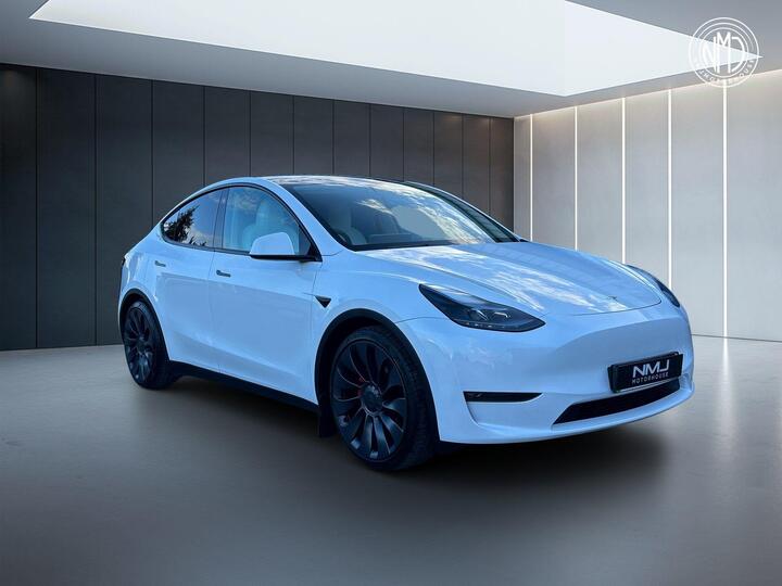 Tesla MODEL Y (Dual Motor) Performance Auto 4WDE 5dr