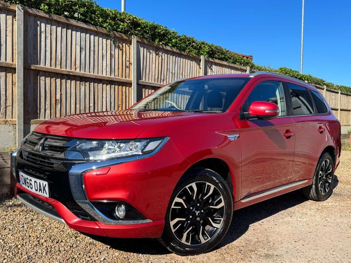 Mitsubishi OUTLANDER 2.0h 12kWh 4h CVT 4WD Euro 6 (s/s) 5dr