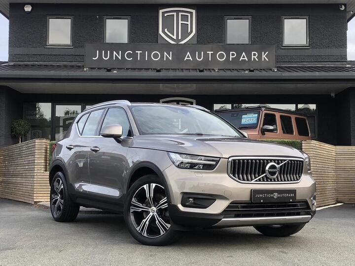 Volvo XC40 2.0 B4 MHEV Inscription Pro Auto Euro 6 (s/s) 5dr