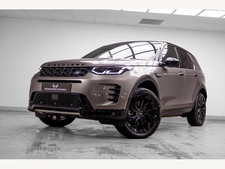 Land Rover Discovery Sport 1.5 P300e 12.2kWh Dynamic SE Auto 4WD Euro 6 (s/s) 5dr Land Rover Discovery Sport 1.5 P300e 12.2kWh Dynamic SE Auto 4WD Euro 6 (s/s) 5dr