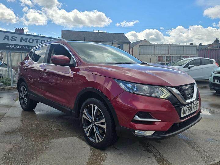 Nissan Qashqai 1.2 DIG-T N-Connecta Euro 6 (s/s) 5dr