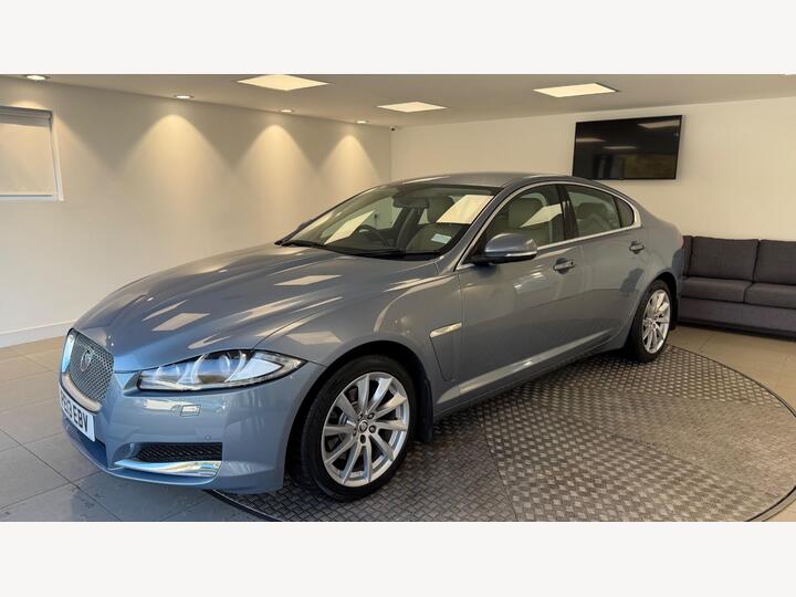 Jaguar XF 2.2d Premium Luxury Auto Euro 5 (s/s) 4dr